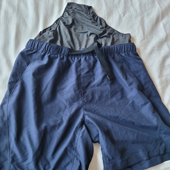 The North Face Navy Shorts - Picture 7 of 7